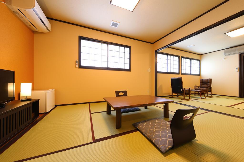 Ryokan Izumoya Yufu Exteriör bild