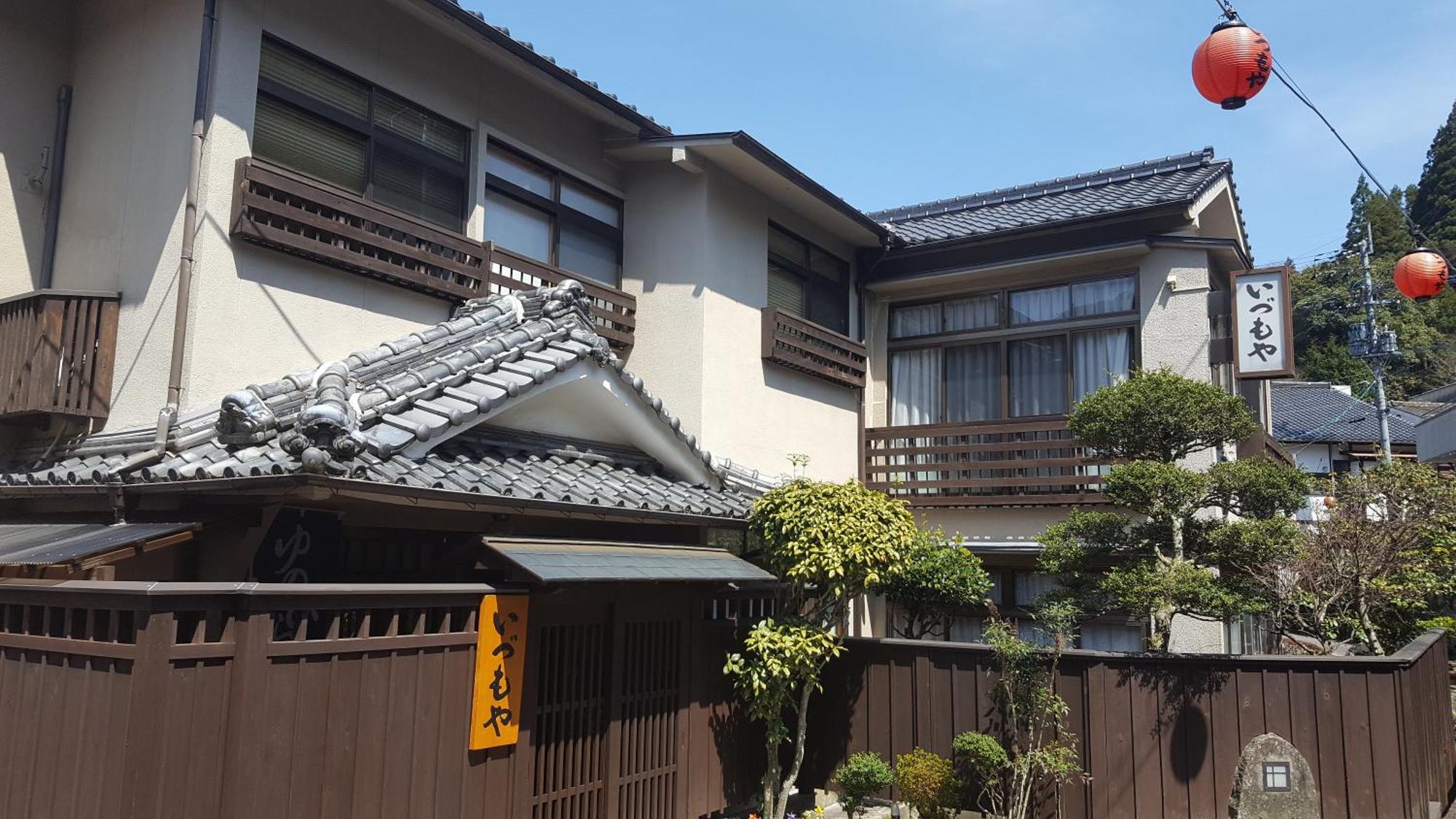 Ryokan Izumoya Yufu Exteriör bild